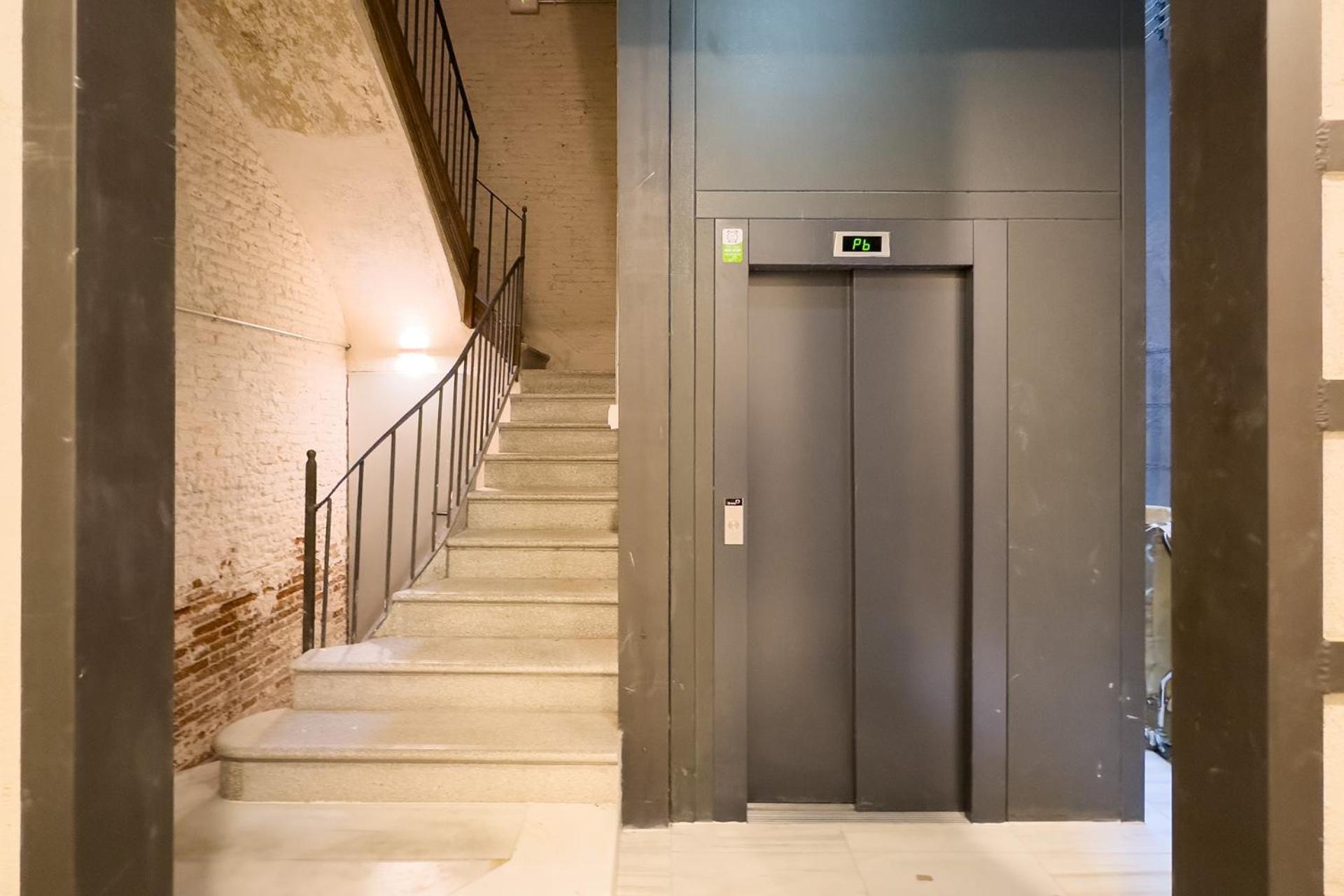 Boutique Apartments & Studios Bcn Barcelona Exterior photo